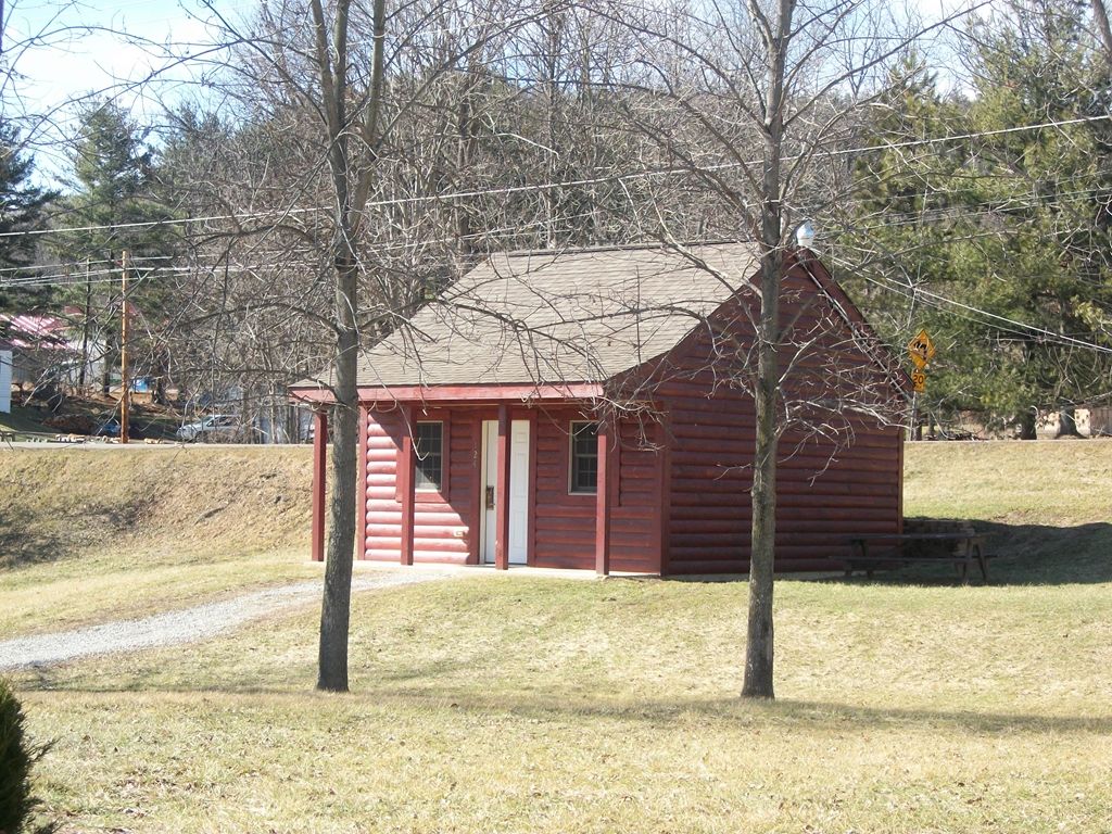 Mohican Little Brown Inn Loudonville Kültér fotó